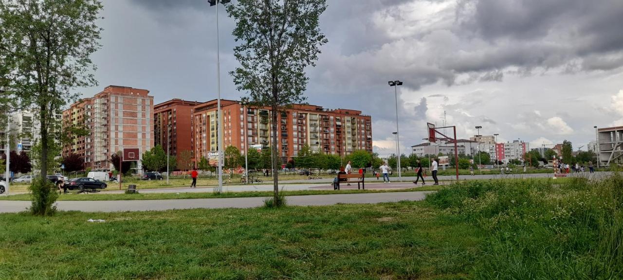 Value Living Apartment Ferizaj Kültér fotó