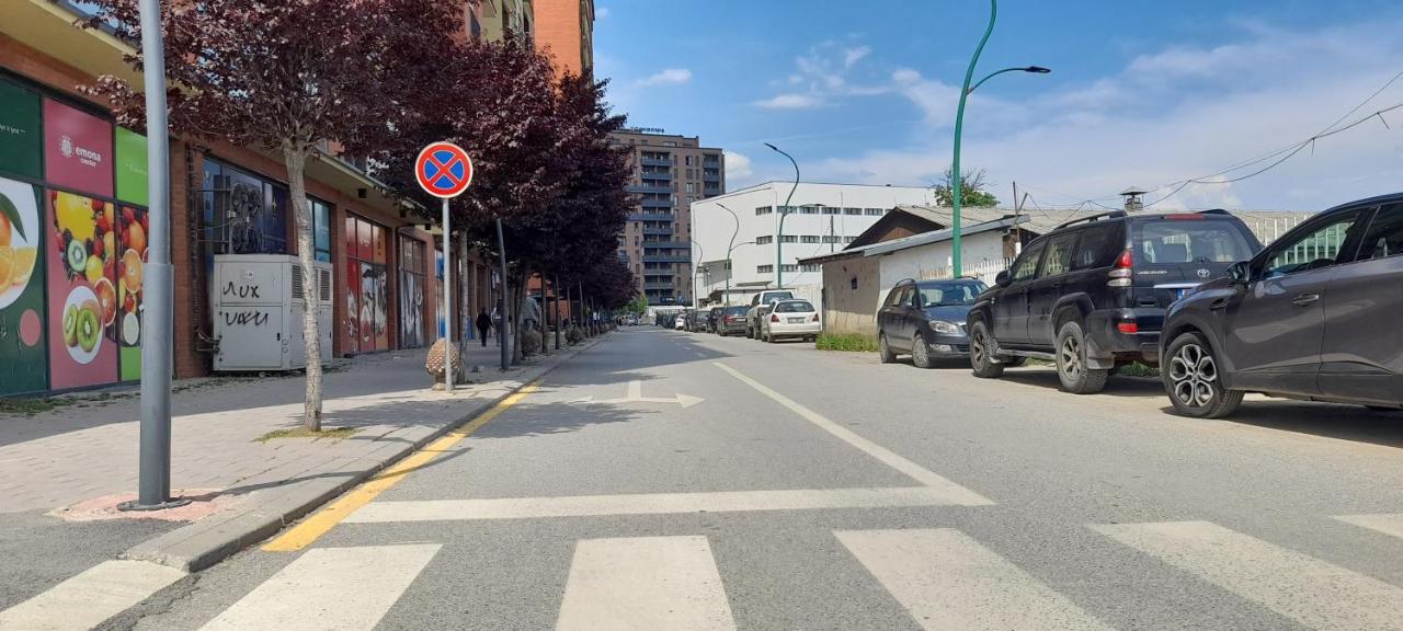 Value Living Apartment Ferizaj Kültér fotó