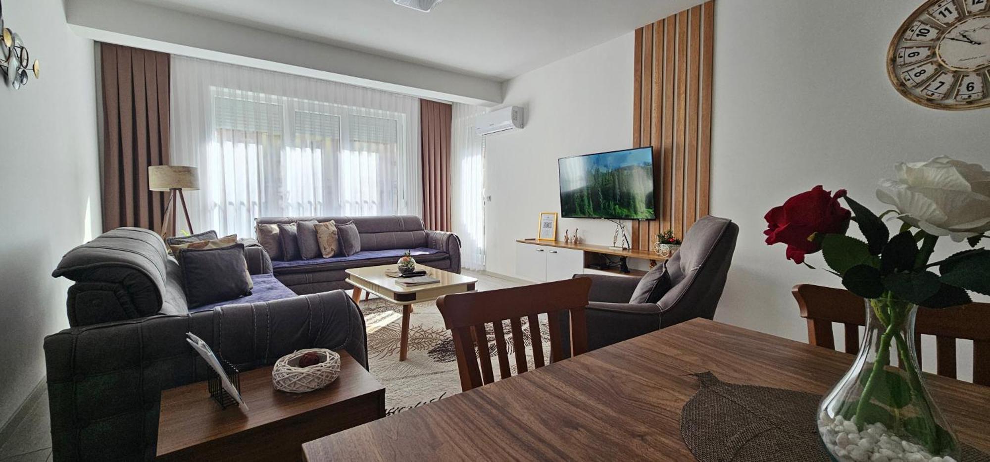 Value Living Apartment Ferizaj Kültér fotó