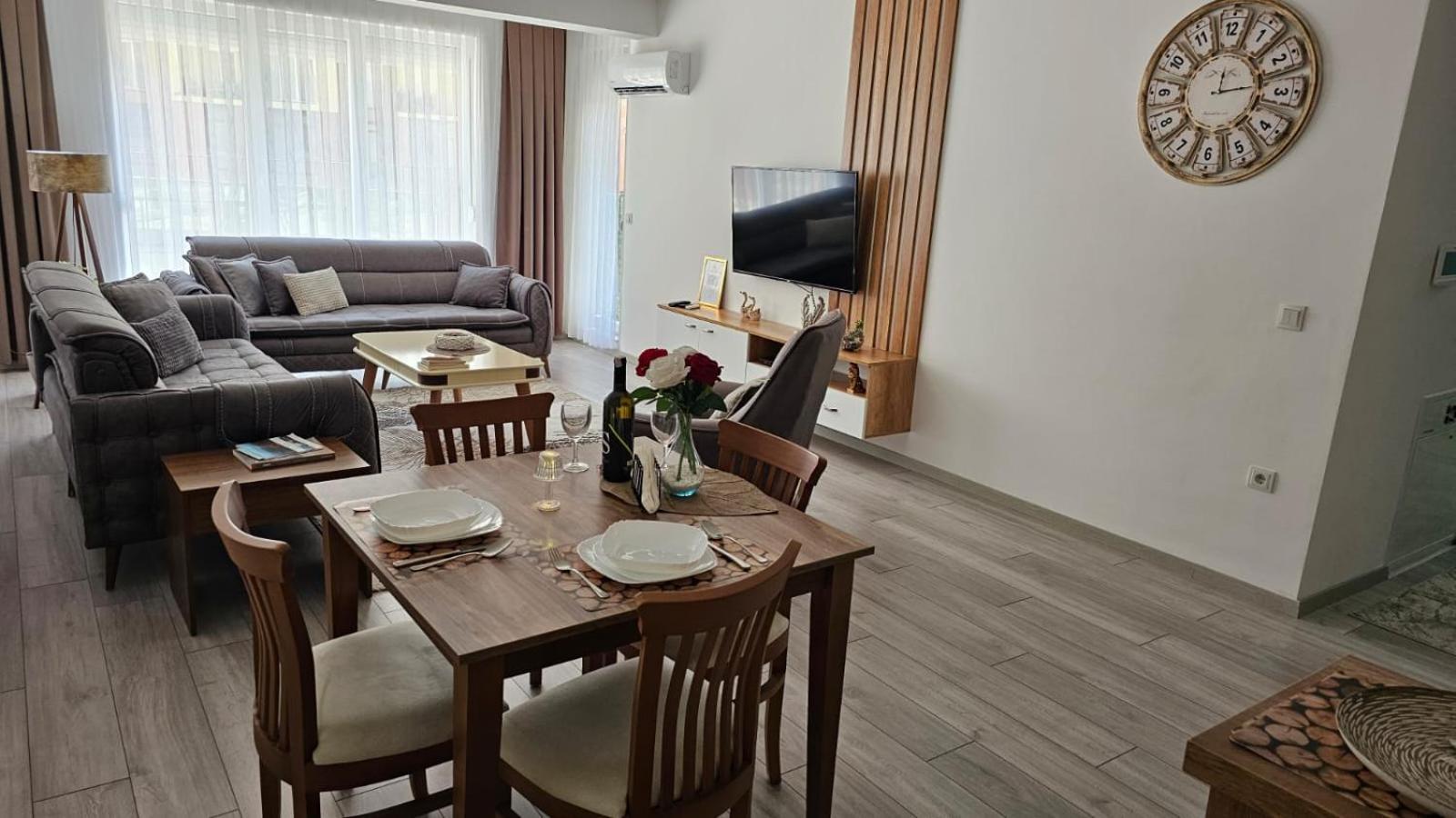 Value Living Apartment Ferizaj Kültér fotó