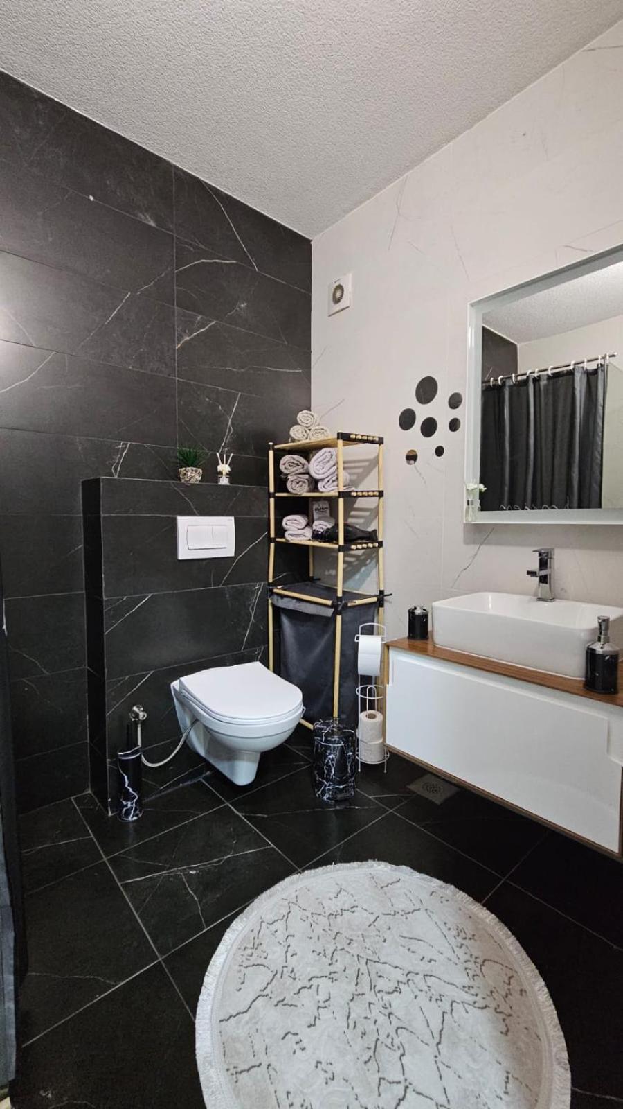 Value Living Apartment Ferizaj Kültér fotó