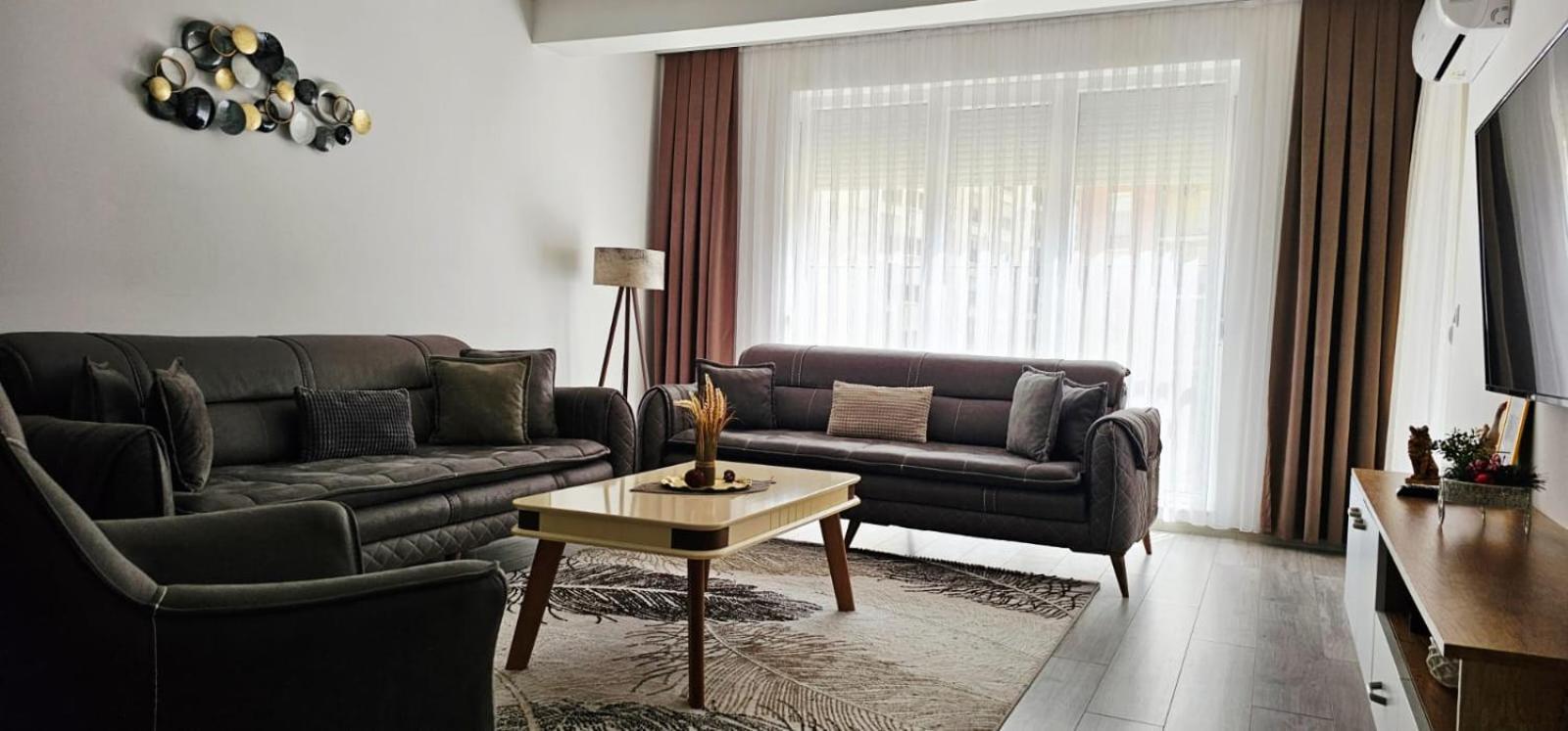 Value Living Apartment Ferizaj Kültér fotó