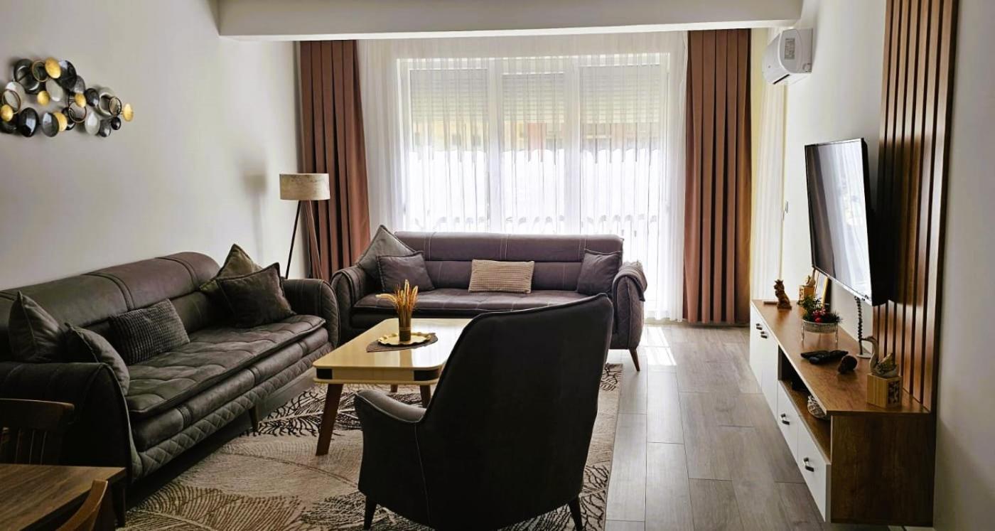 Value Living Apartment Ferizaj Kültér fotó